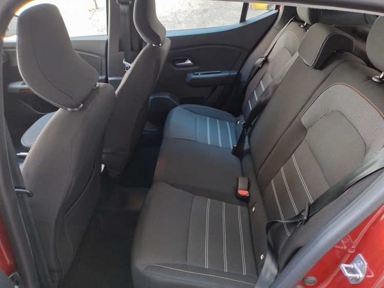 Dacia Sandero Stepway Comfort foto 8