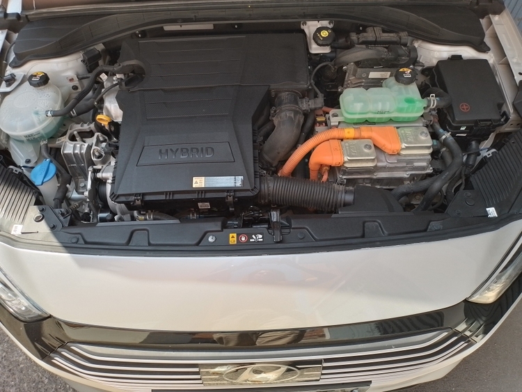 Hyundai IONIQ Klass Hybrid foto 15