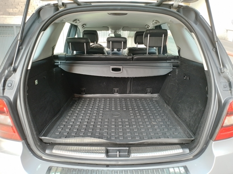 Mercedes-Benz Clase M ML 320 CDI (164.122) foto 10