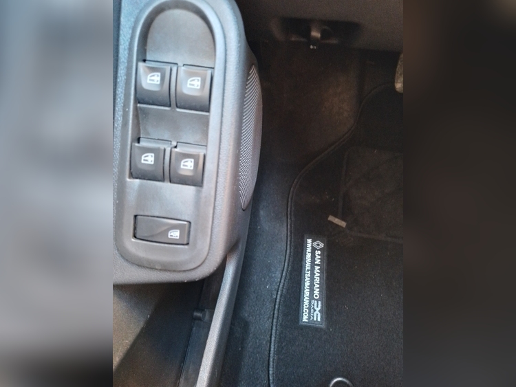 Dacia Duster Laureate 4x4 foto 14