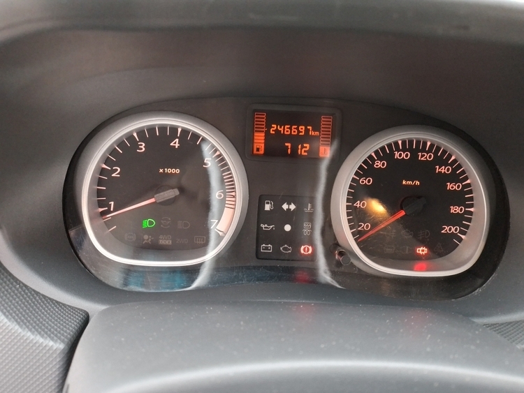 Dacia Duster Laureate 4x2 foto 12