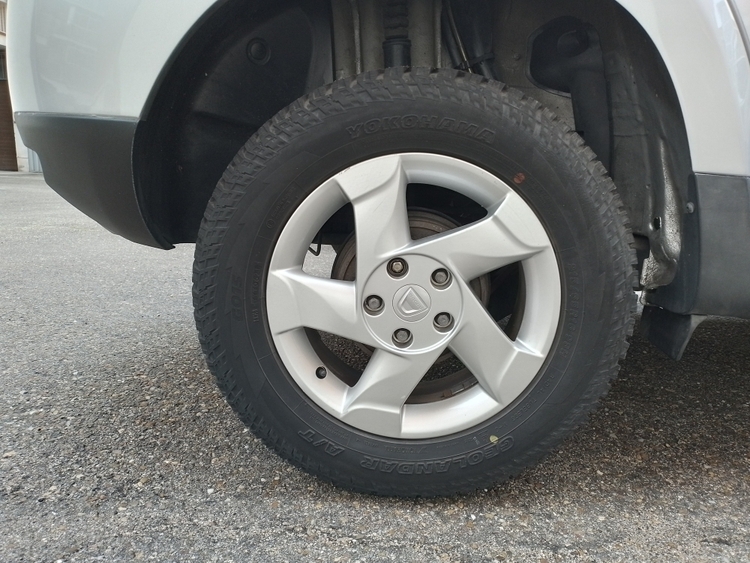 Dacia Duster Laureate 4x2 foto 13