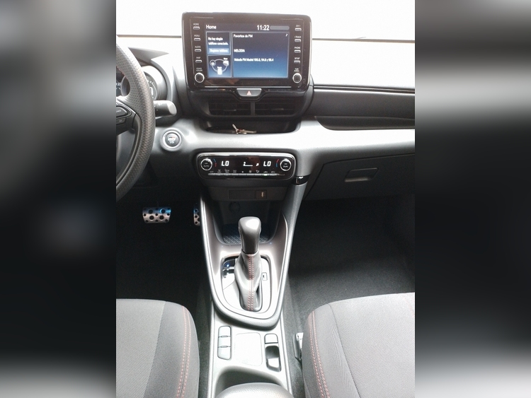 Toyota Yaris Hybrid GR Sport foto 12