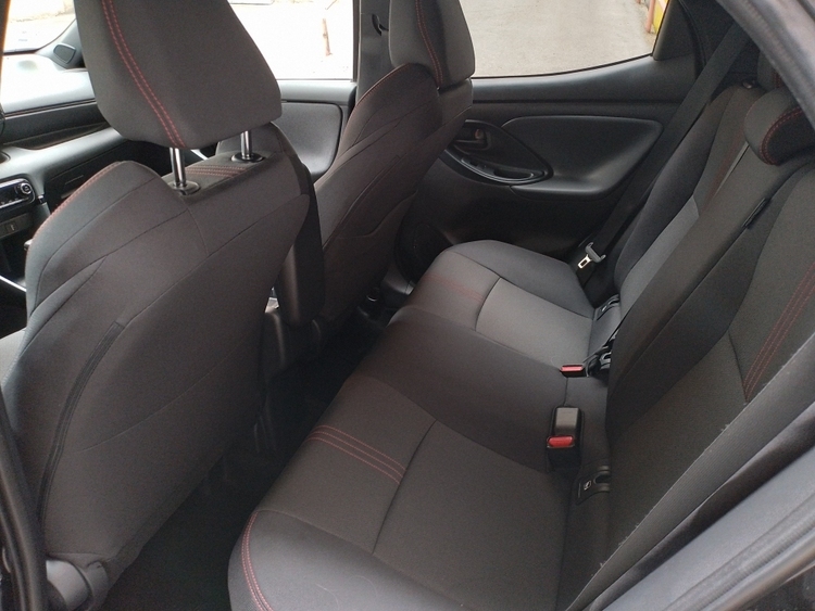 Toyota Yaris Hybrid GR Sport foto 8