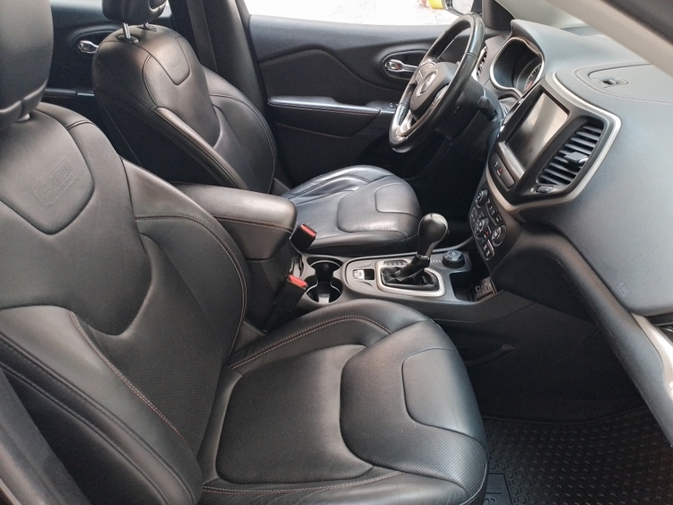 Jeep Cherokee 75 Aniv Auto 4x4 foto 7