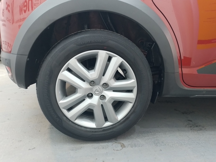 DACIA SANDERO STEPWAY COMFORT foto 13