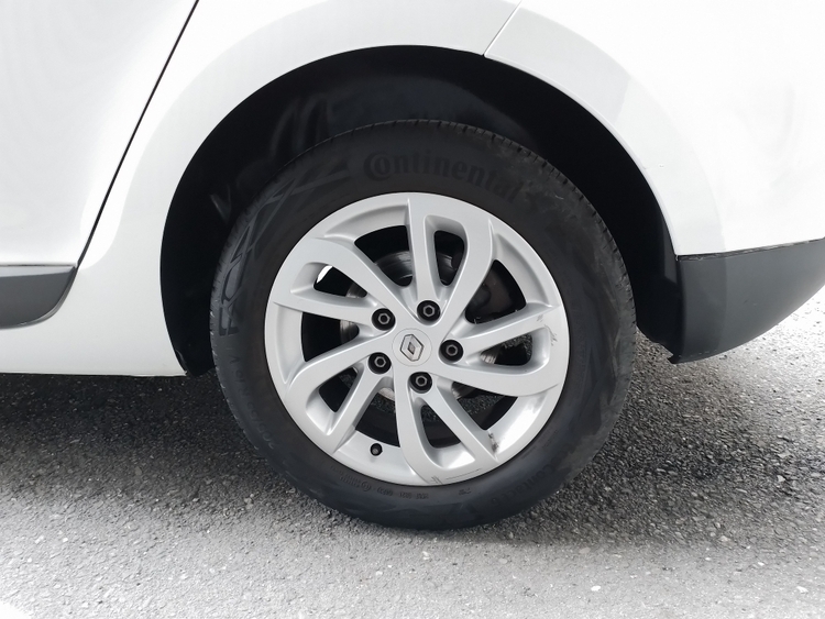 Renault Megane Expression foto 16