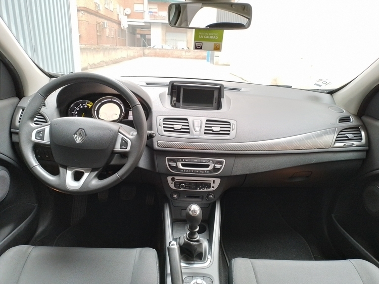 Renault Megane Expression foto 10