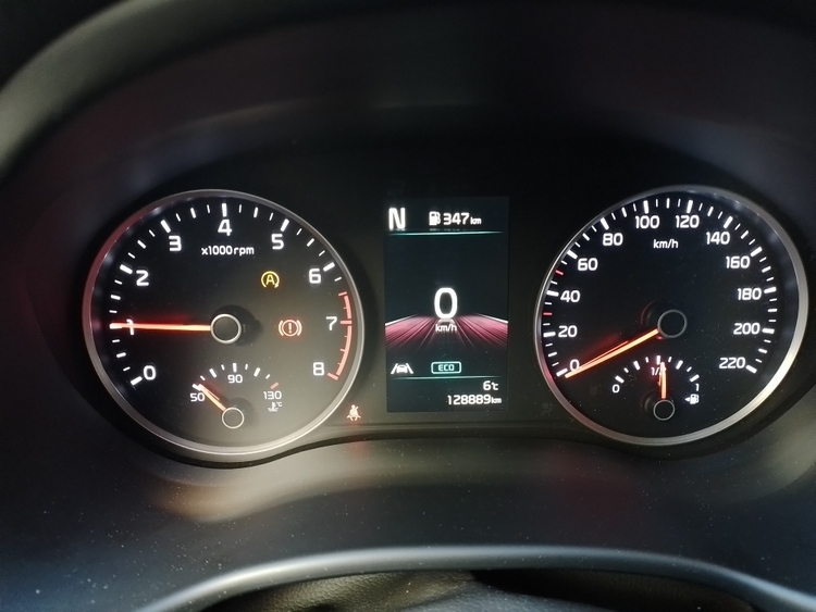 Kia Stonic Drive foto 13