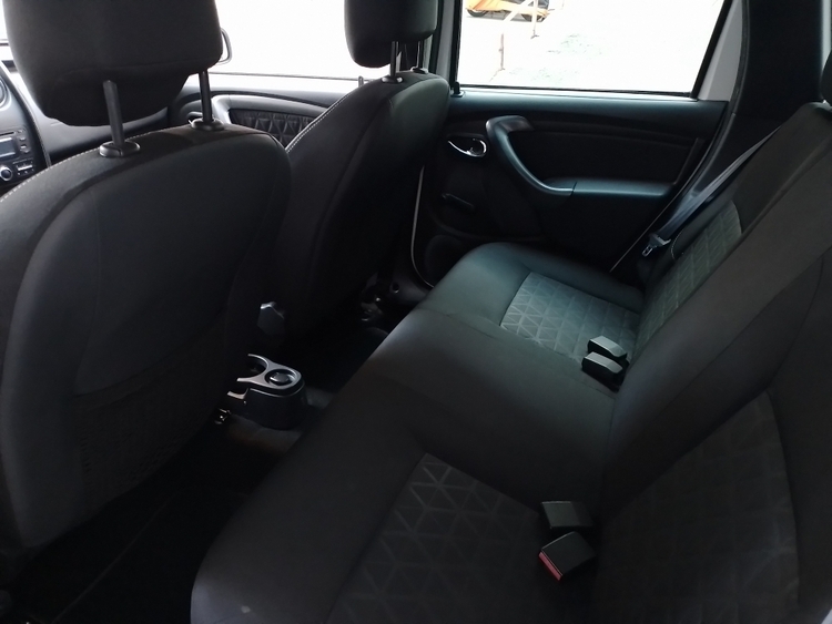 Dacia Duster Esencial foto 9