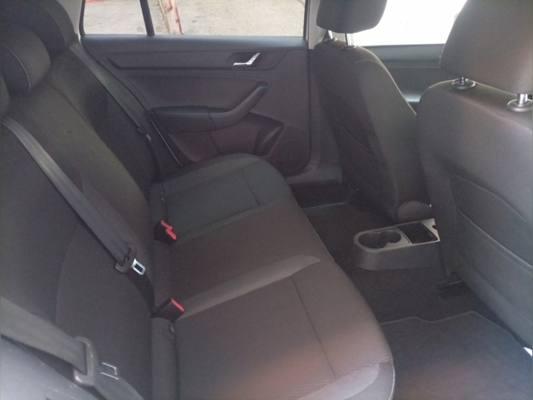 Skoda Spaceback Ambition foto 9