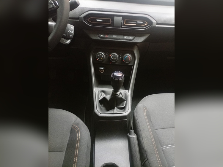 Dacia Sandero Stepway Essential foto 14