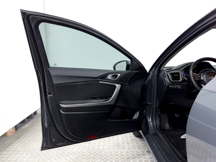 Kia Cee'd Concept foto 14