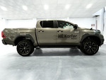 Toyota Hilux Doble Cabina Invincible 4x4 miniatura 10
