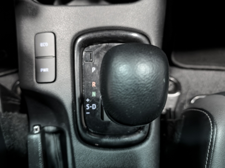 Toyota Hilux Doble Cabina Invincible 4x4 foto 34