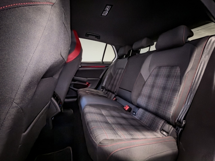 Volkswagen Golf VIII GTI foto 29