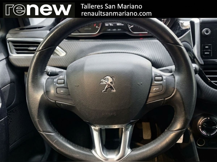 Peugeot 2008 SIGNATURE foto 15